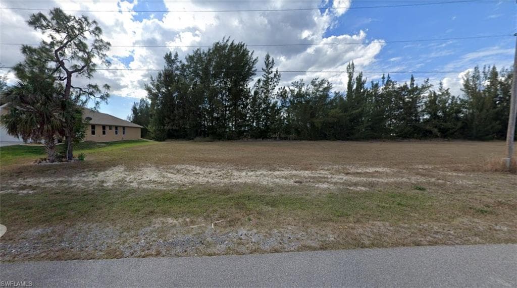 3438 NE 21st PL CAPE CORAL, FL 33909