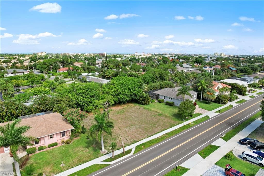 484 Yellowbird ST MARCO ISLAND, FL 34145