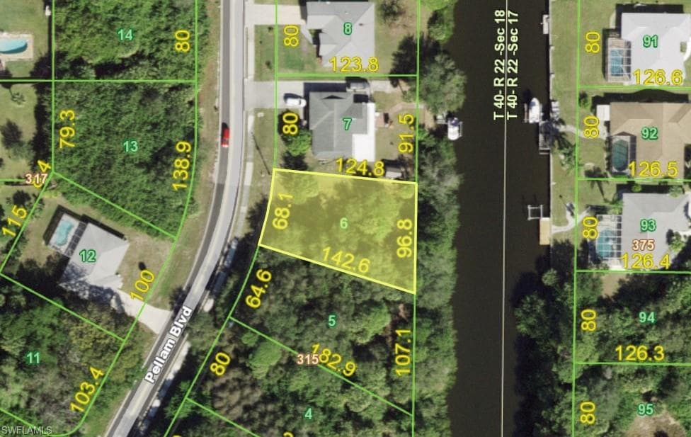 2440 Pellam BLVD PORT CHARLOTTE, FL 33948