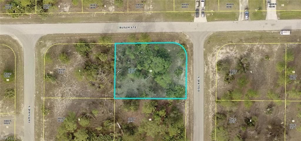 302 Dill AVE S LEHIGH ACRES, FL 33974