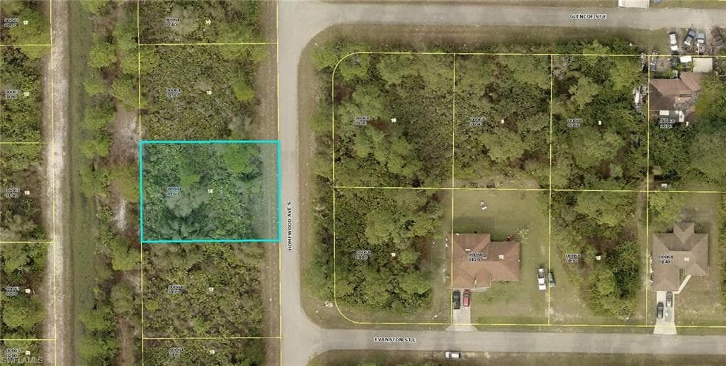 230 Homewood AVE S LEHIGH ACRES, FL 33974