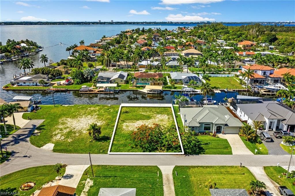 118 SW 57th ST CAPE CORAL, FL 33914