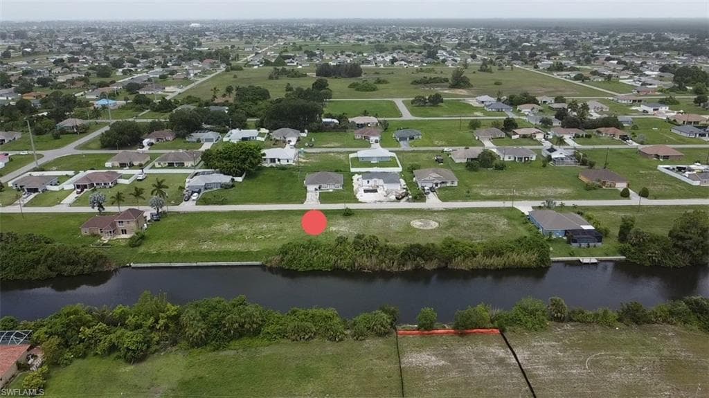 2737 NE 5th PL CAPE CORAL, FL 33909