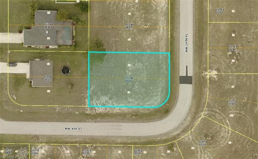 400 NW 19th PL CAPE CORAL, FL 33993