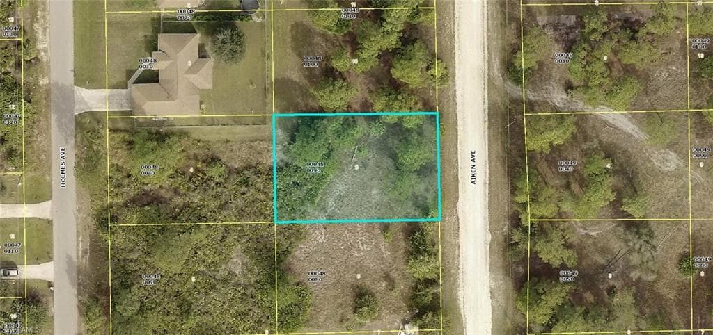 818 Aiken AVE LEHIGH ACRES, FL 33974