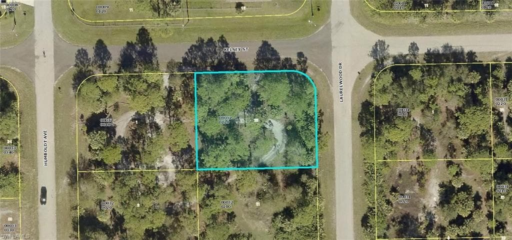 6131 Laurelwood DR FORT MYERS, FL 33905