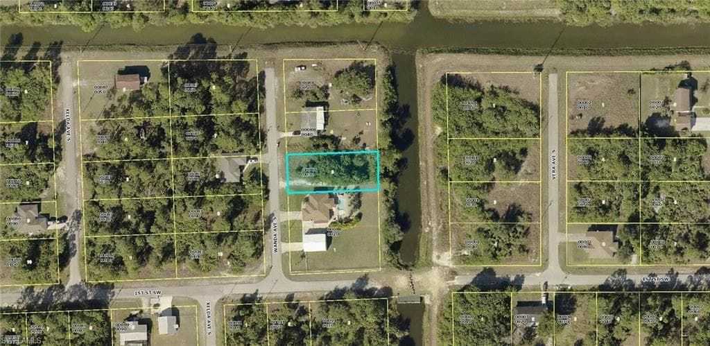 55 Wanda AVE S LEHIGH ACRES, FL 33976