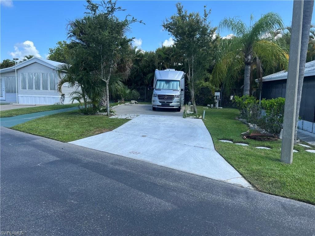 19681 Summerlin M-507 RD FORT MYERS, FL 33908
