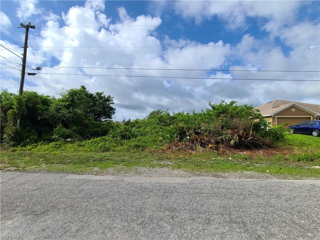 3413 16th ST SW LEHIGH ACRES, FL 33976