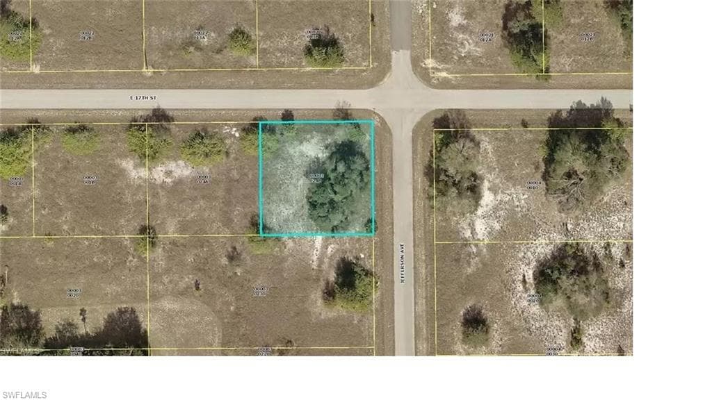 2506 17th ST LEHIGH ACRES, FL 33972