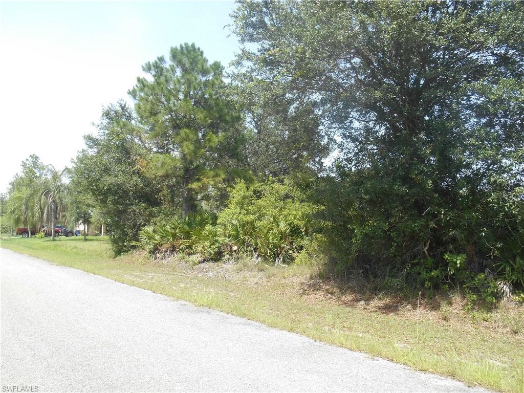 203 Wellington AVE LEHIGH ACRES, FL 33936
