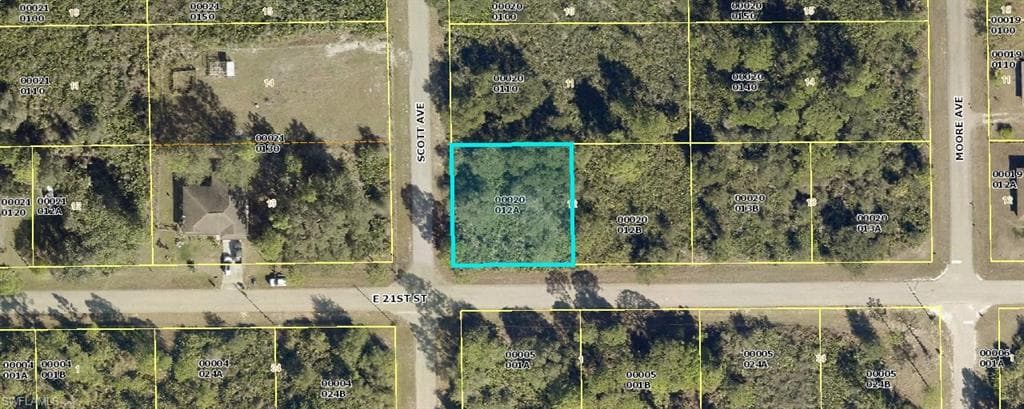 3901 E 21st ST ALVA, FL 33920