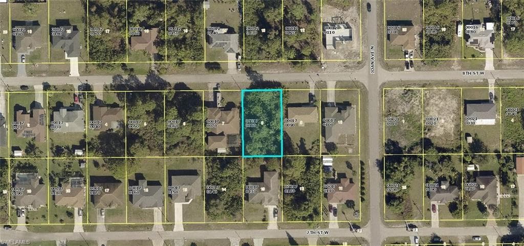 3005 8th ST W LEHIGH ACRES, FL 33971