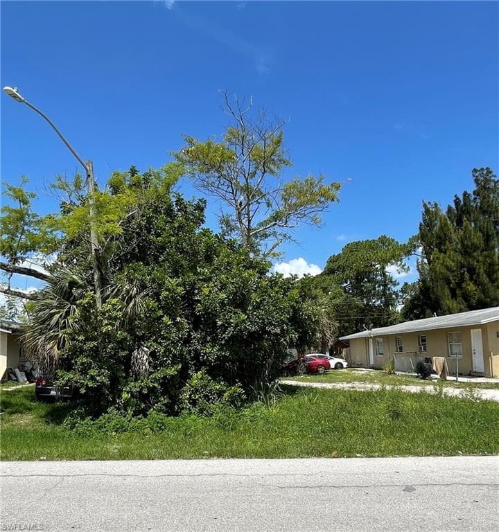 5538-5540 6th AVE FORT MYERS, FL 33907