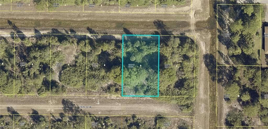 3102 38th ST W LEHIGH ACRES, FL 33971