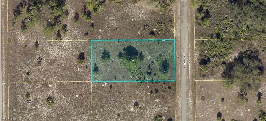 1515 Columbus AVE LEHIGH ACRES, FL 33972