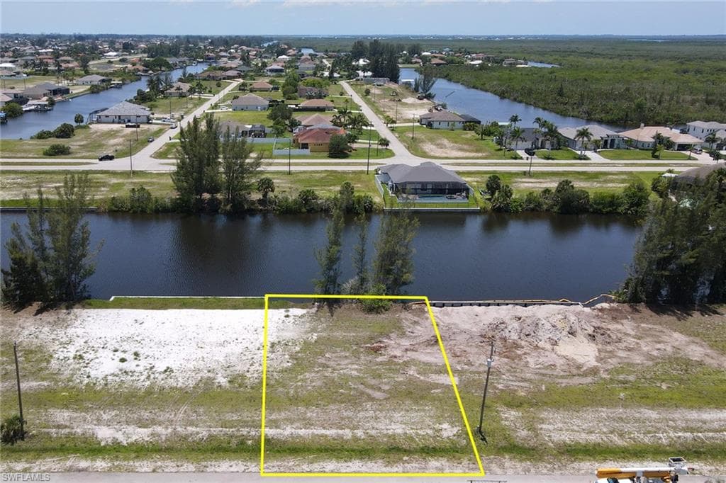 4124 NW 16th TER CAPE CORAL, FL 33993