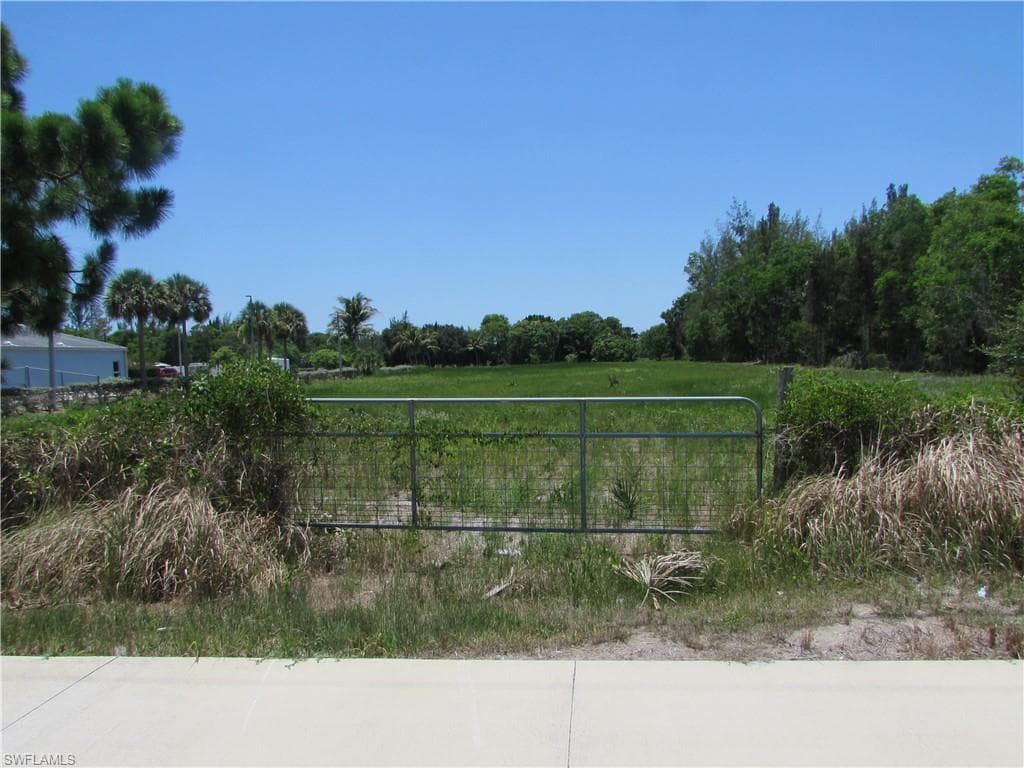 14877 Stringfellow RD BOKEELIA, FL 33922