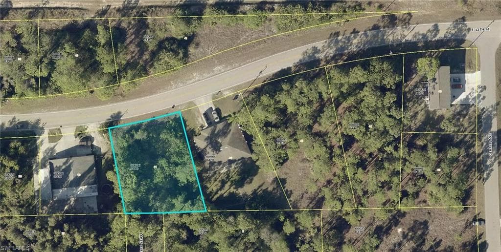 2040-2042 E 12th ST LEHIGH ACRES, FL 33972