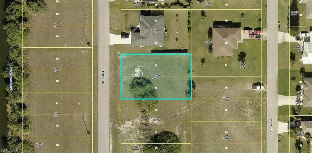 2537 NE 19th PL CAPE CORAL, FL 33909