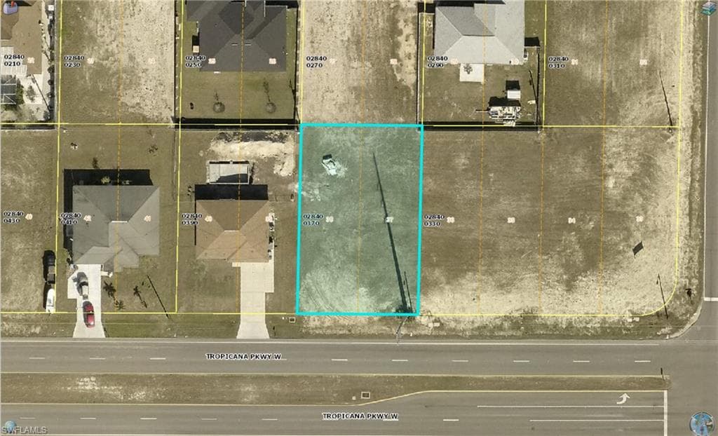 809 Tropicana W CAPE CORAL, FL 33993