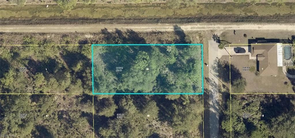 723 Scott AVE LEHIGH ACRES, FL 33972