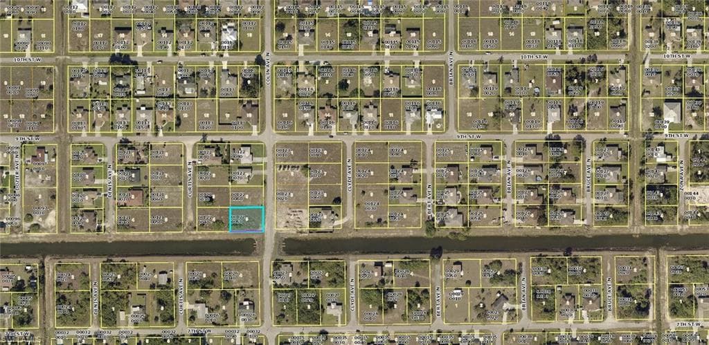 801 Colin AVE N LEHIGH ACRES, FL 33971