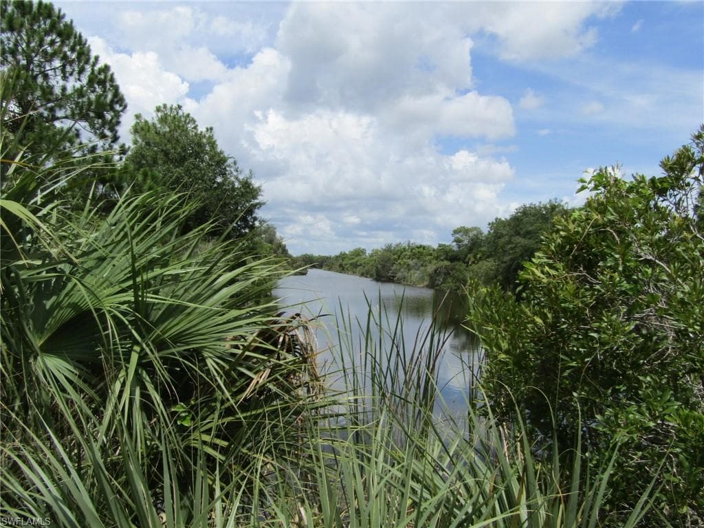 3704 NW 47th ST CAPE CORAL, FL 33993