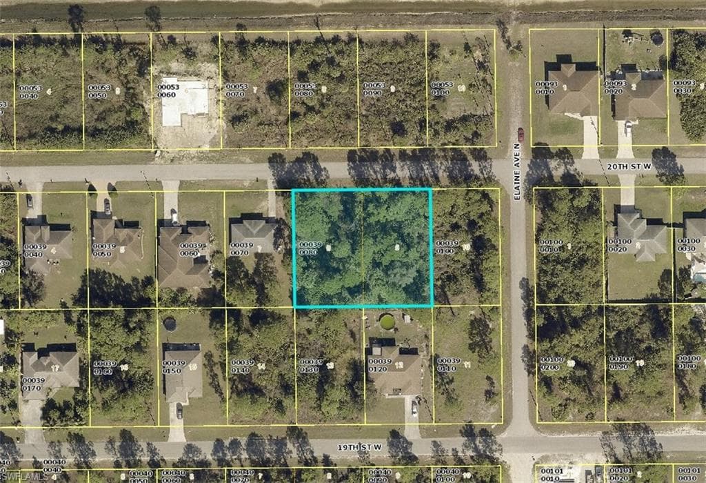 2705 20th ST W LEHIGH ACRES, FL 33971
