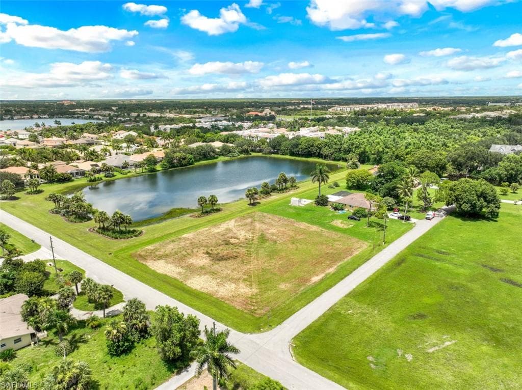 Anthony CT NAPLES, FL 34109