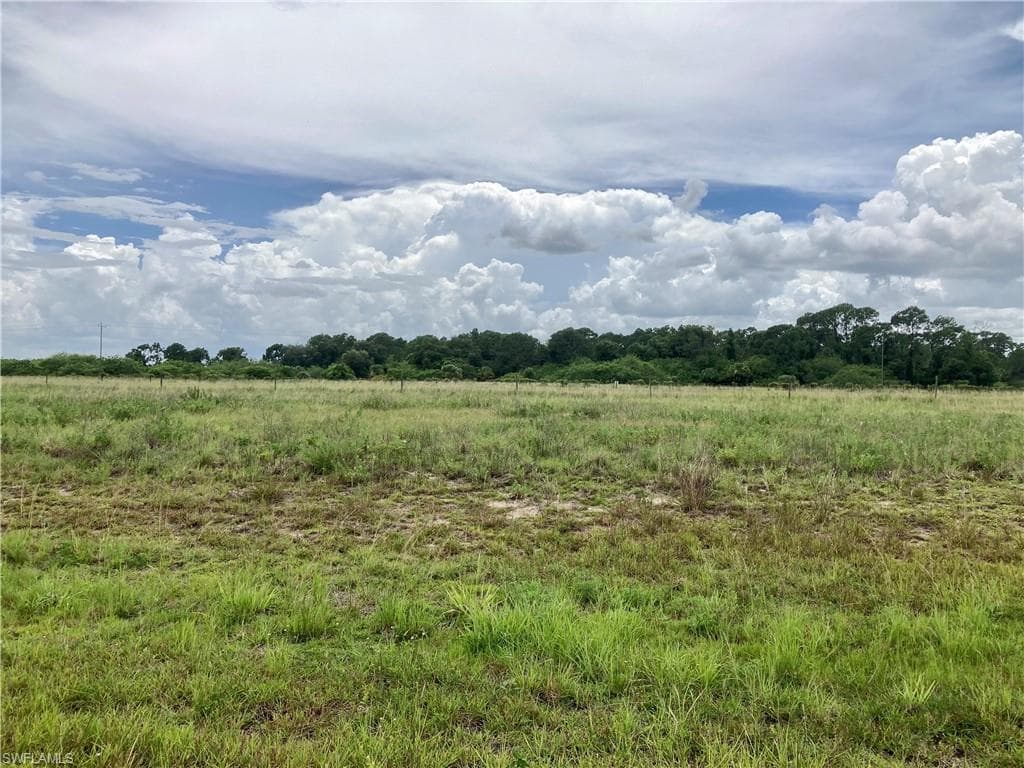 607 Raleigh DR LABELLE, FL 33935