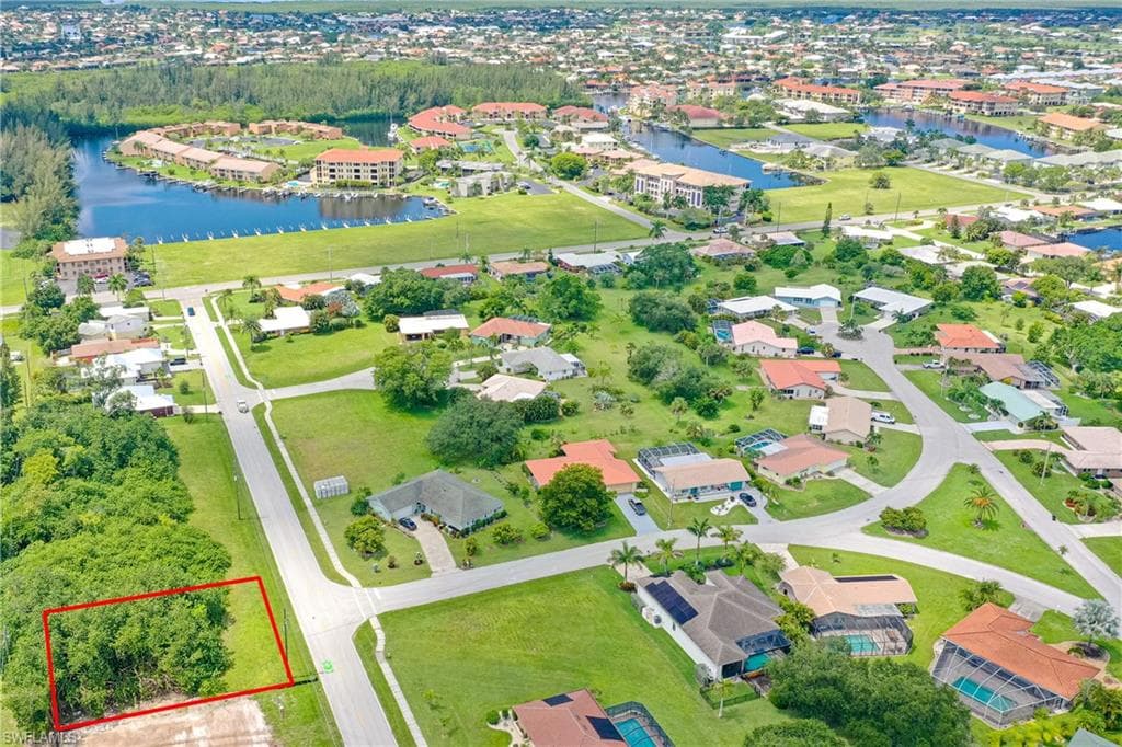 2942 Magdalina DR