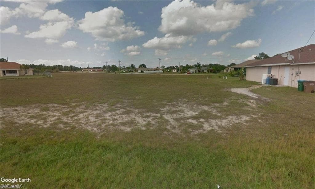 1343 NE 34th ST CAPE CORAL, FL 33909