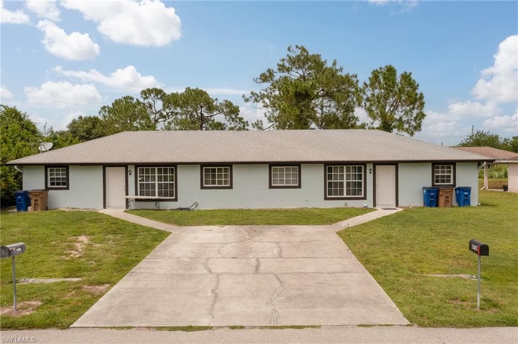 4732/4734 26th ST SW LEHIGH ACRES, FL 33973
