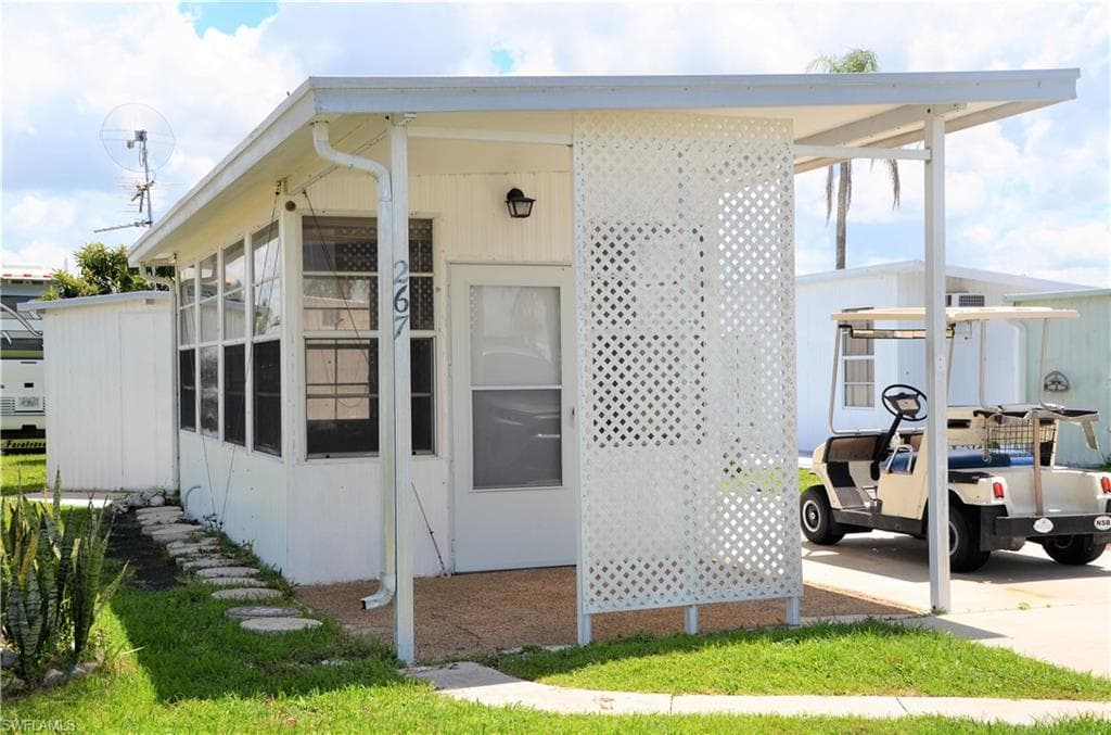 46900 Bermont RD PUNTA GORDA, FL 33982