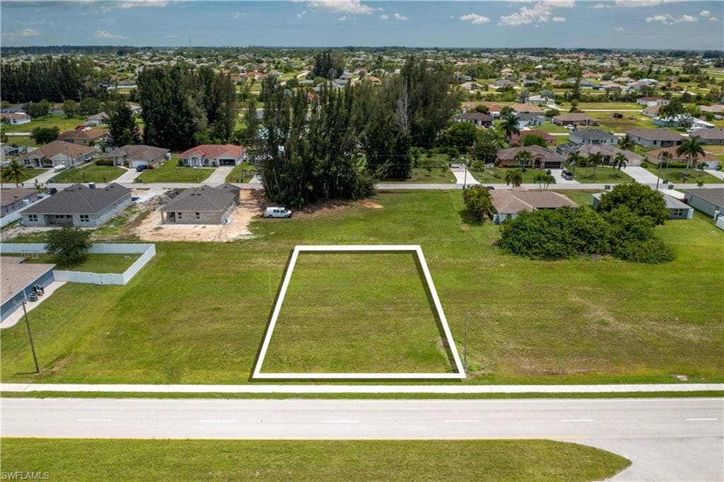 2838 Tropicana PKY W CAPE CORAL, FL 33993