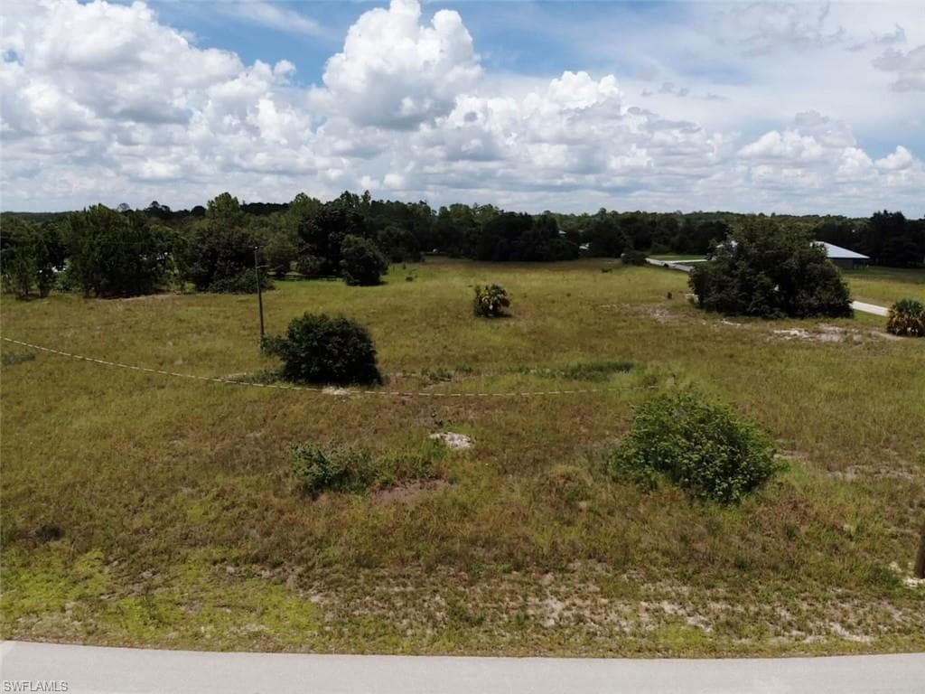 2505 E 17th ST LEHIGH ACRES, FL 33972