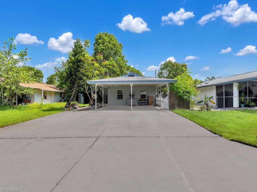 821-823 Indiana AVE FORT MYERS, FL 33919