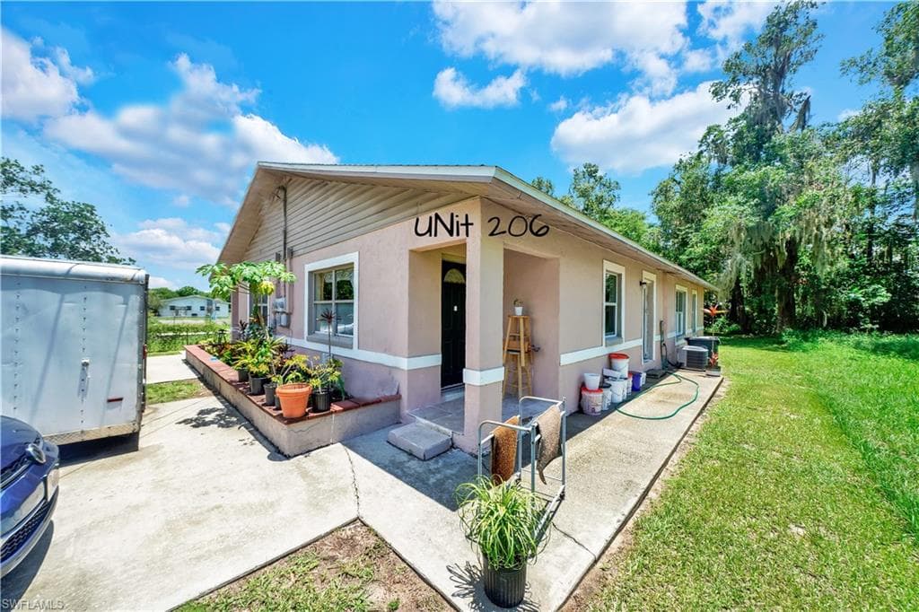 206 Fred Conner St AVON PARK, FL 33825