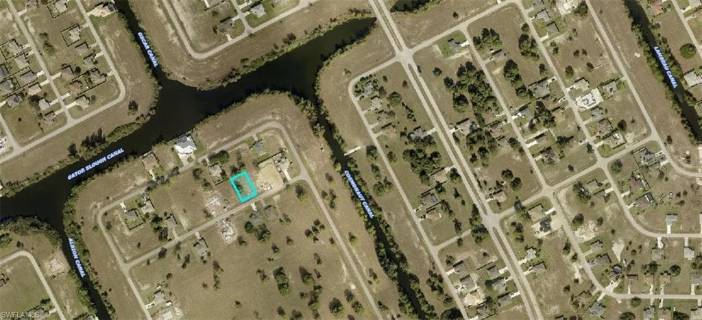 1809 NE 40th LN CAPE CORAL, FL 33909