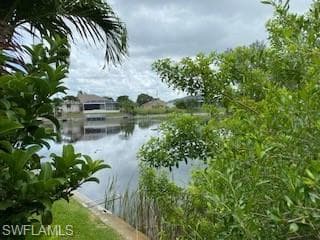 1104 26th ST CAPE CORAL, FL 33914