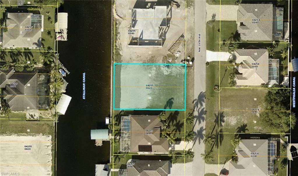 1446 NW 39th AVE CAPE CORAL, FL 33993