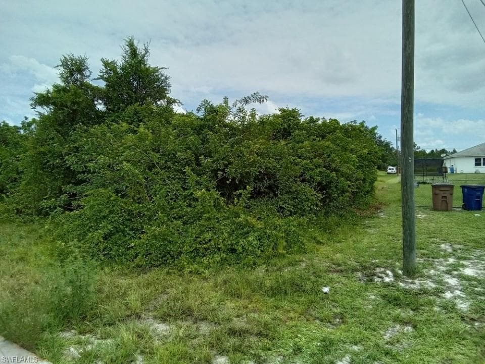 3410 19th ST W LEHIGH ACRES, FL 33971