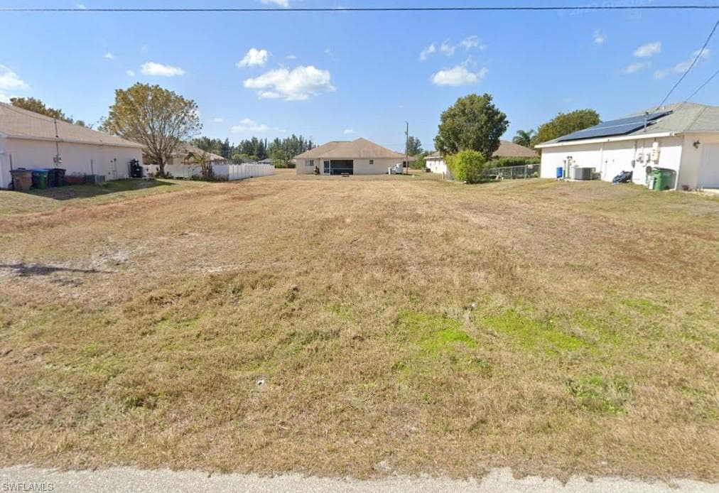 1220 NW 24th PL CAPE CORAL, FL 33993