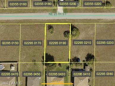 202 NE 25th ST CAPE CORAL, FL 33909