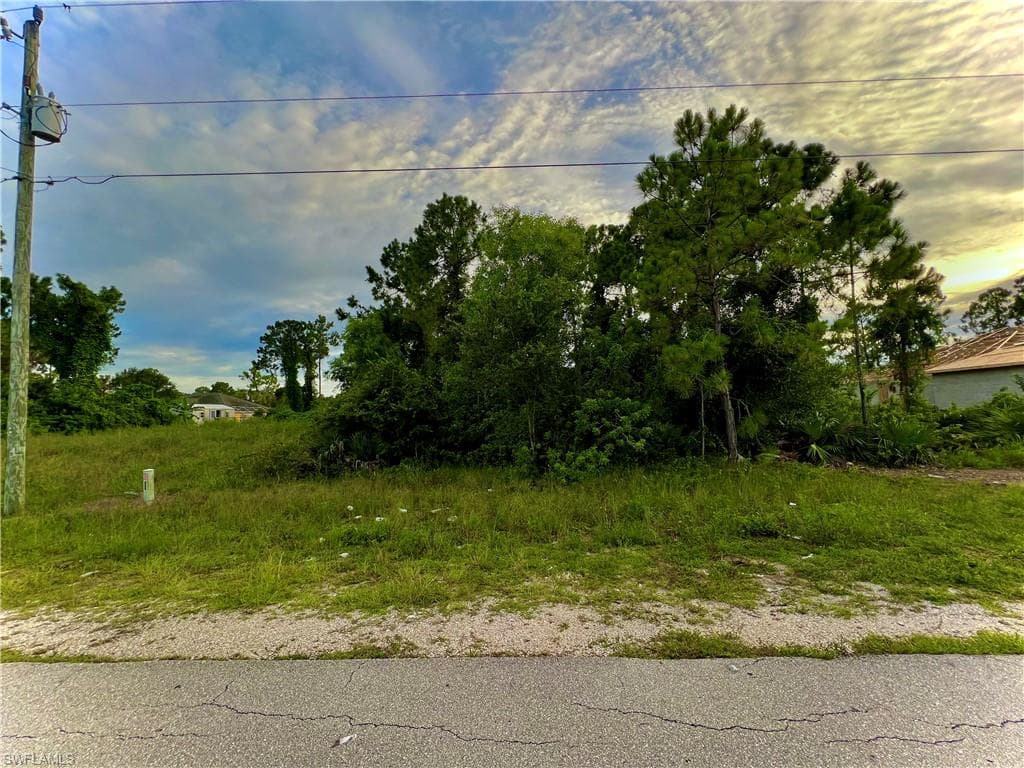 5345-5347 29th ST SW LEHIGH ACRES, FL 33973