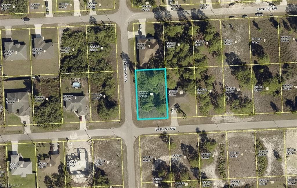 2932 19th ST SW LEHIGH ACRES, FL 33976