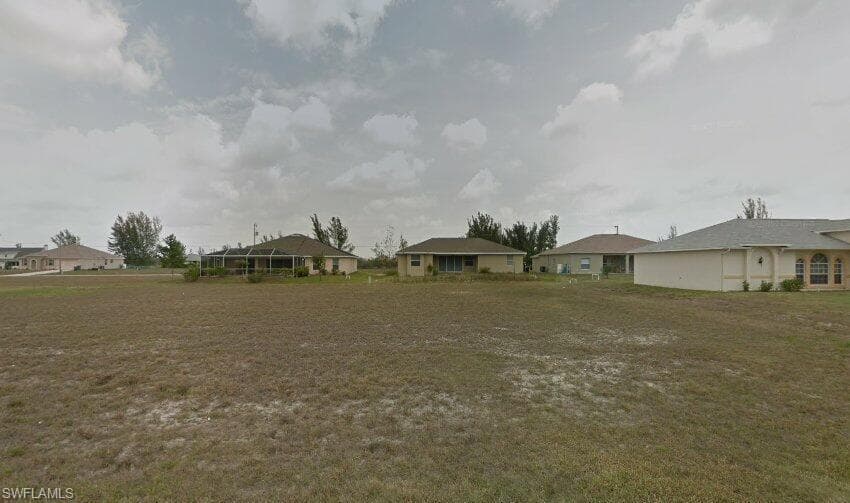 1409 NW 21st CT CAPE CORAL, FL 33993