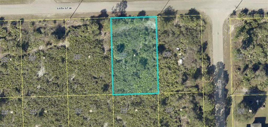 3303 59th ST W LEHIGH ACRES, FL 33971