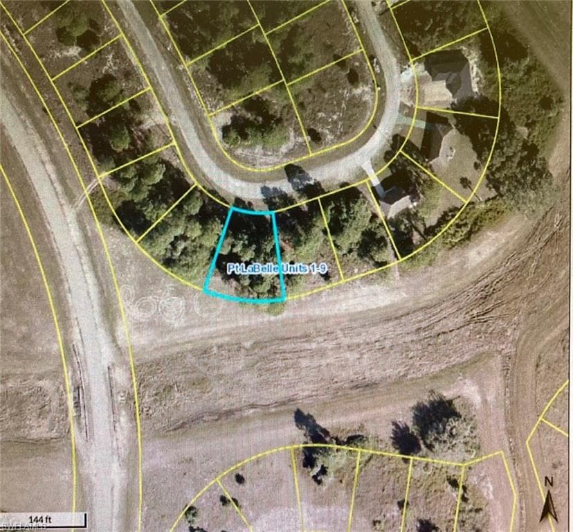 8033 Memory CIR LABELLE, FL 33935